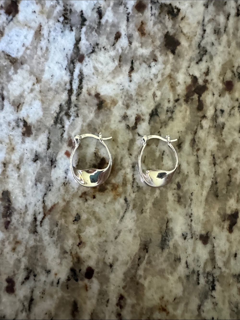 925 Sterling Silver Polished Silver Hoop Earrings with Curved Front
